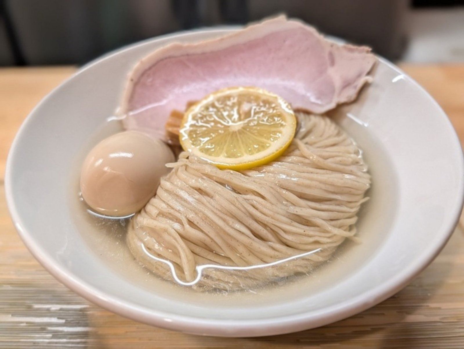 麺屋 松もとの味玉昆布水つけ麺